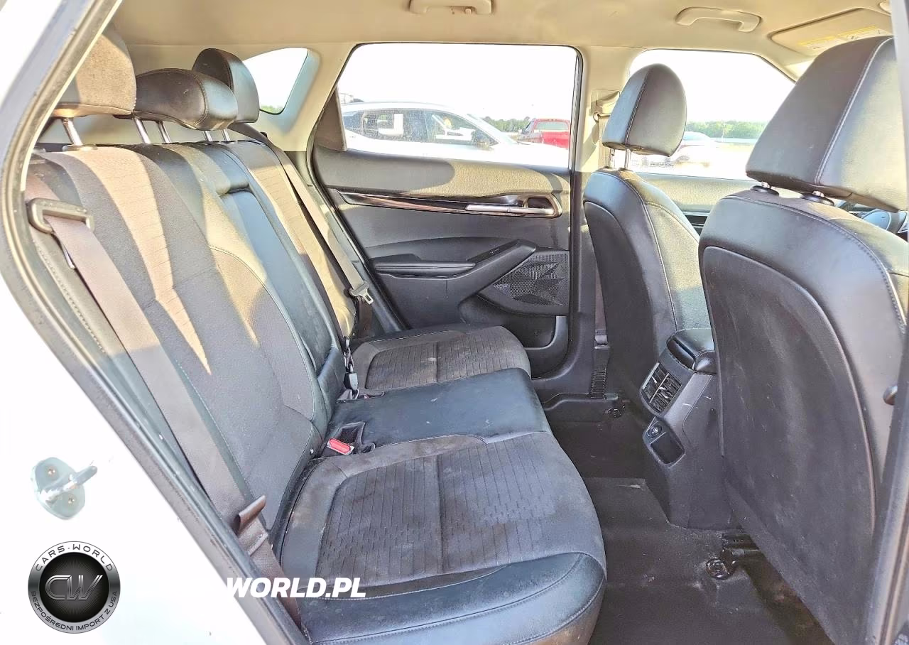 2023 Kia Seltos S VIN:KNDEU2AA1P7375359 - 11