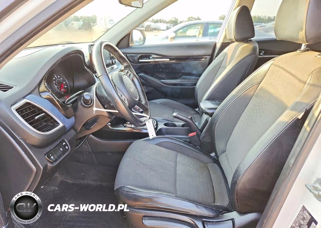 2023 Kia Seltos S VIN:KNDEU2AA1P7375359 - 7