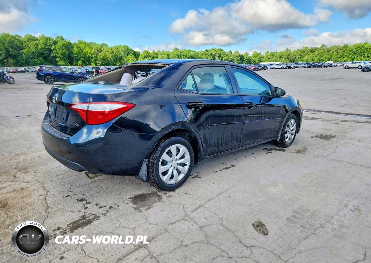 2015 Toyota Corolla Le VIN:2T1BURHE6FC313151 - 3