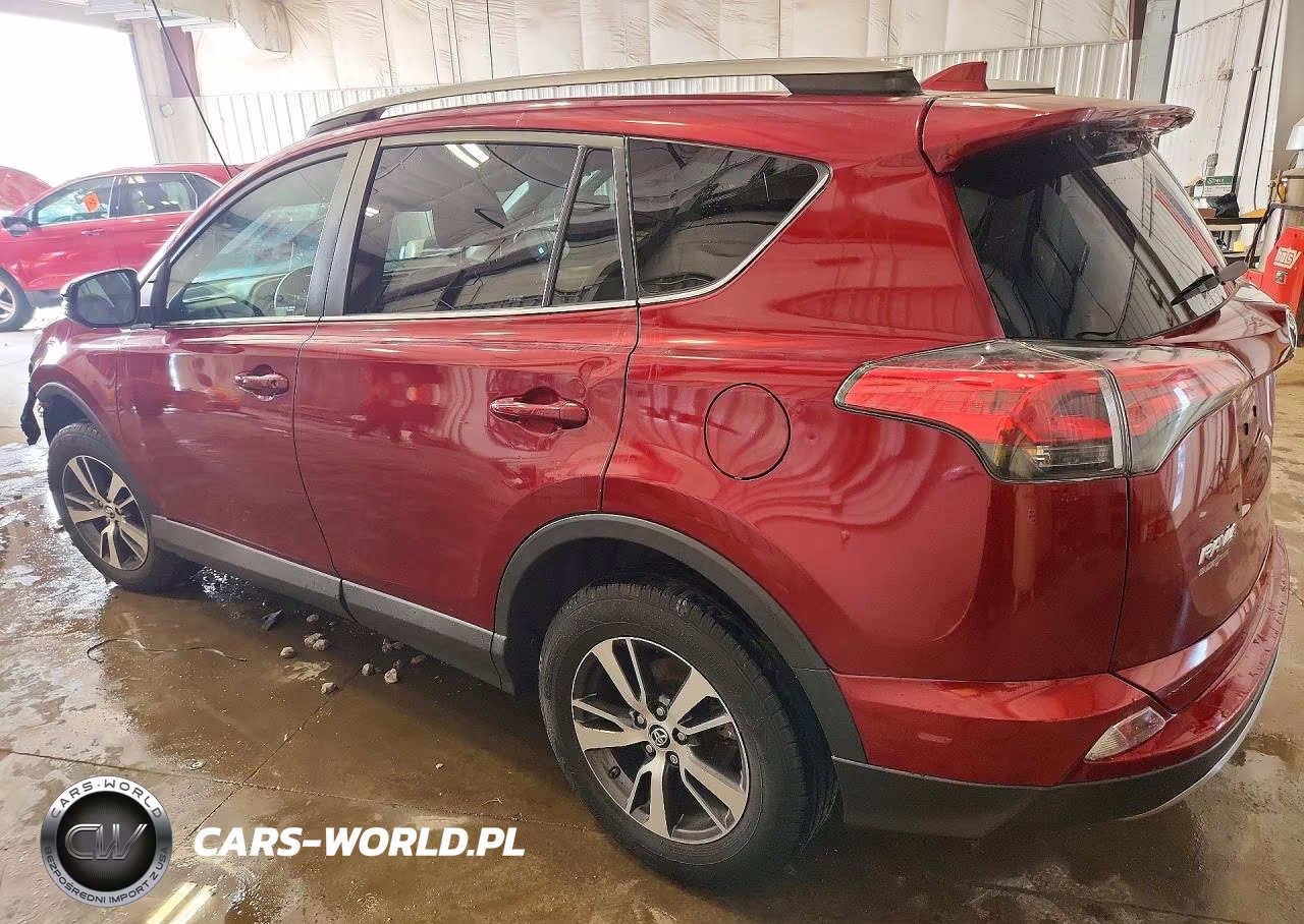 2018 Toyota Rav4 Xle VIN:2T3RFREV3JW855500 - 2