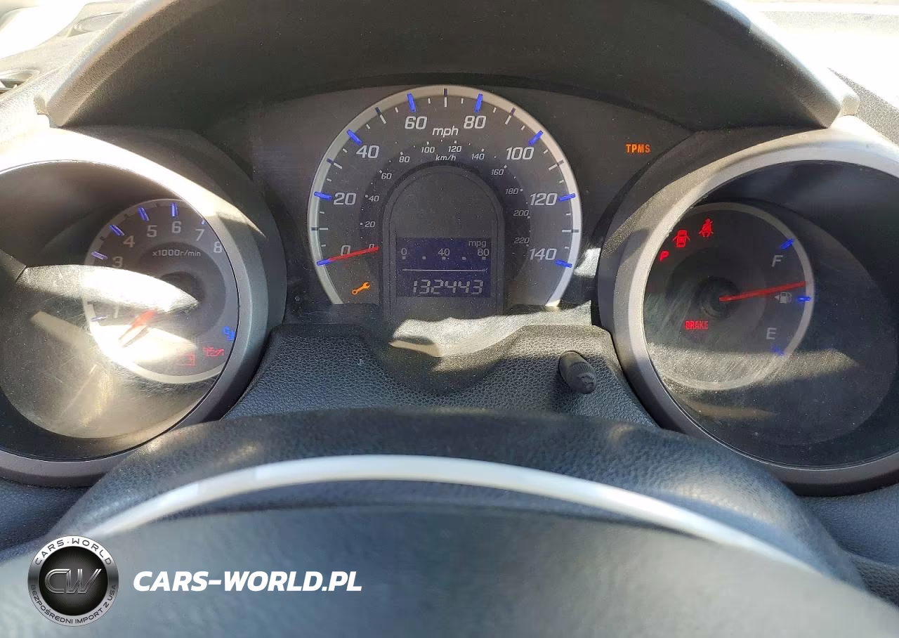 2009 Honda Fit VIN:JHMGE882X9S021913 - 9