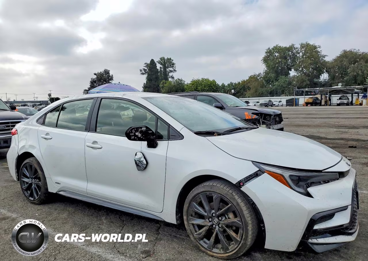 2025 Toyota Corolla Hybrid Se VIN:JTDBDMHE9S3021659 - 4