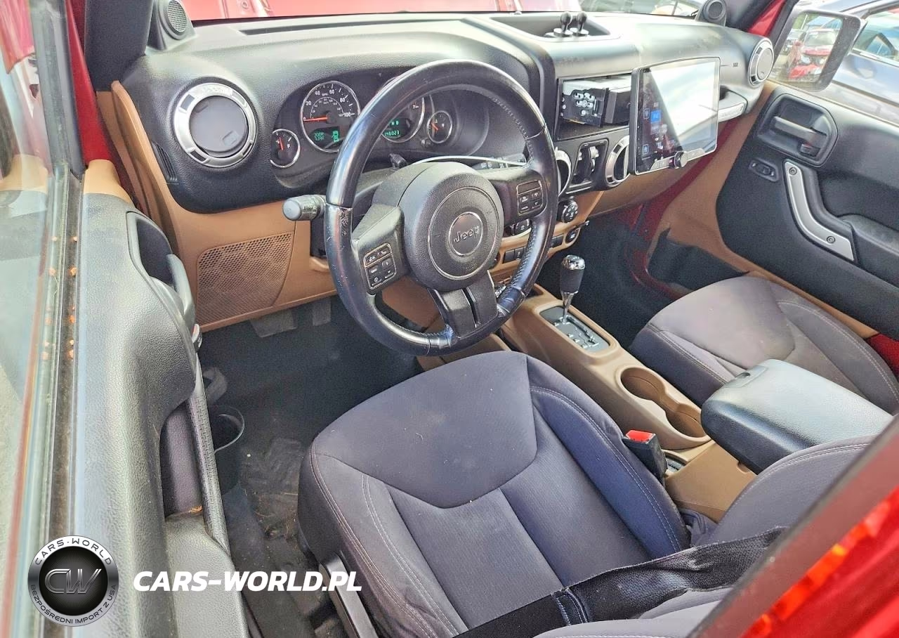 2013 Jeep Wrangler Unlimited Sahara VIN:1C4BJWEGXDL562894 - 8