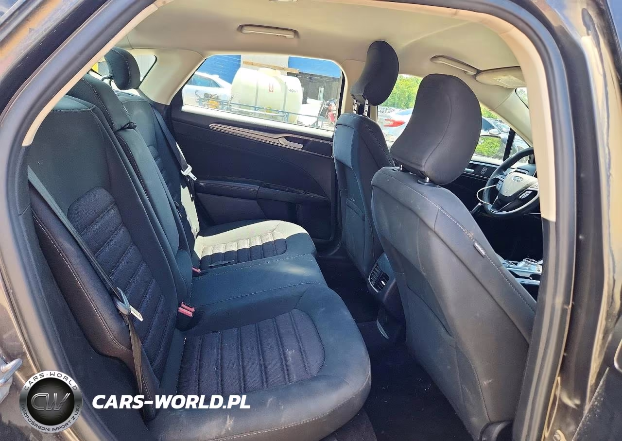 2017 Ford Fusion Se VIN:3FA6P0H76HR200048 - 10