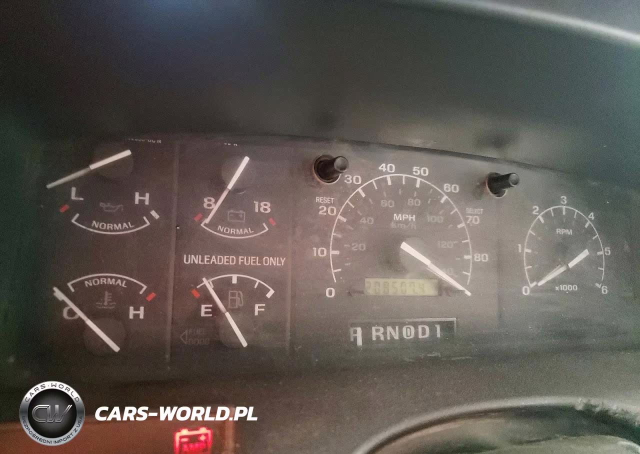 1993 Ford Bronco U100 VIN:1FMEU15H4PLB29670 - 9