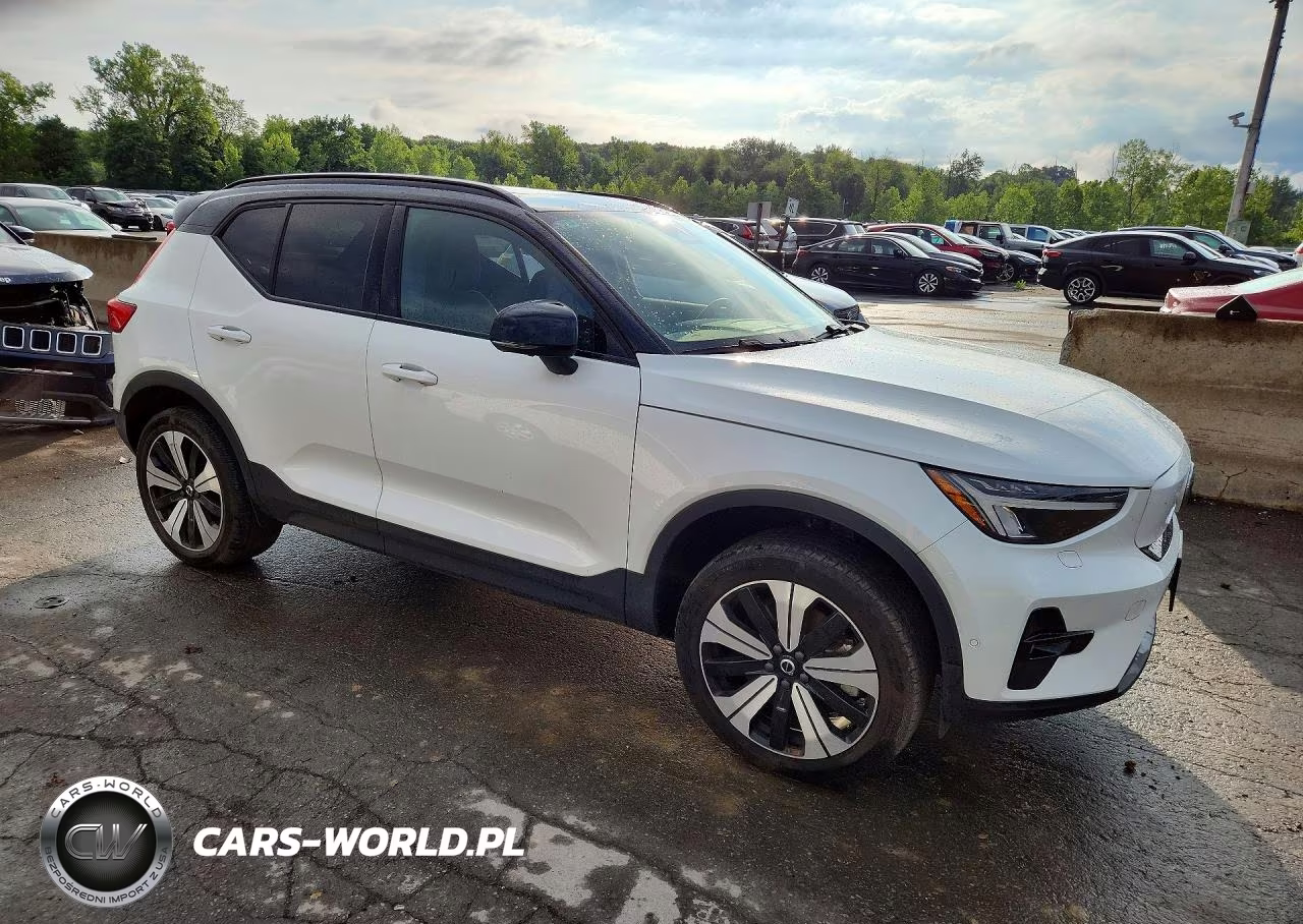 2023 Volvo Xc40 Recharge Plus VIN:YV4ED3UW8P2072621 - 4