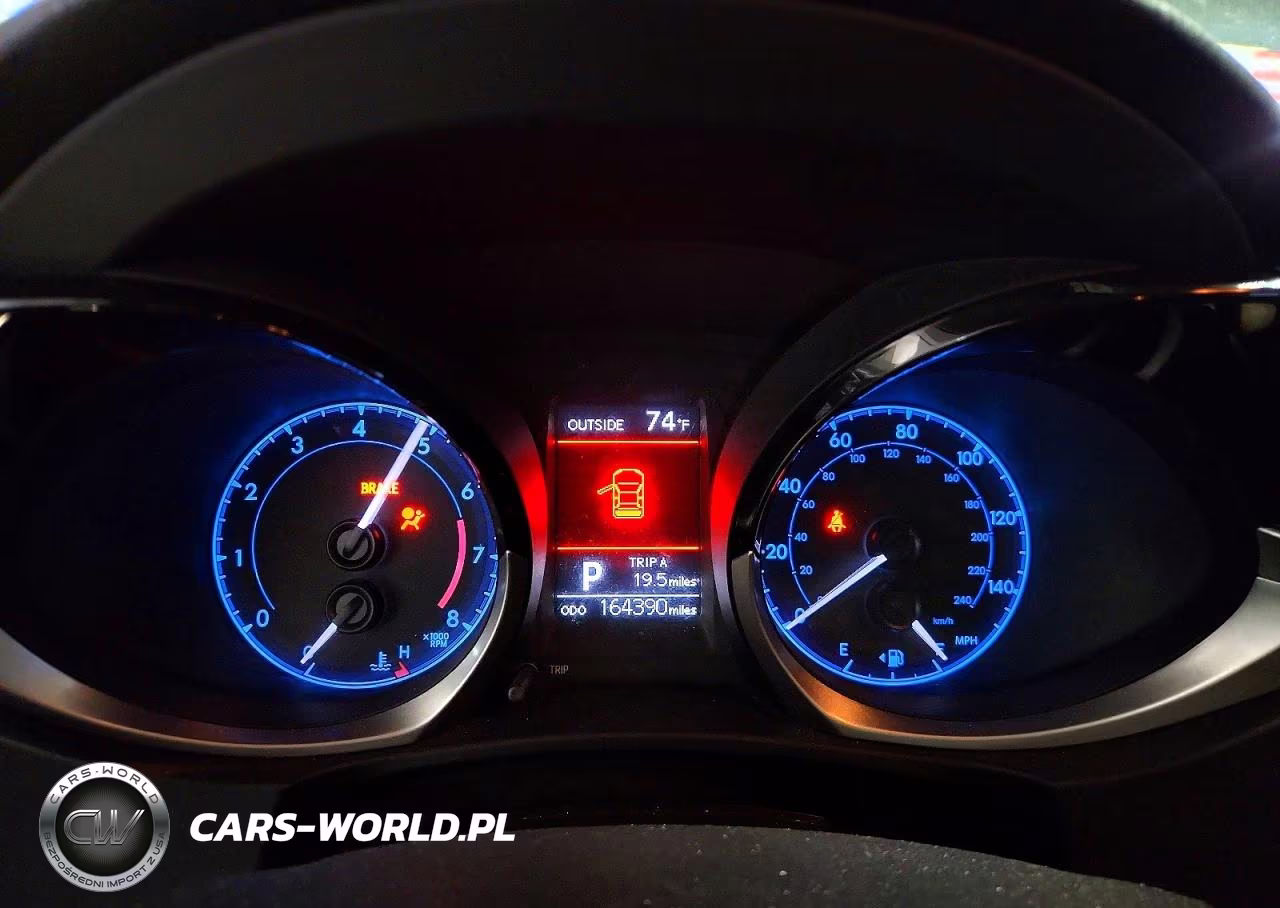 2015 Toyota Corolla S Plus VIN:2T1BURHE1FC394527 - 9