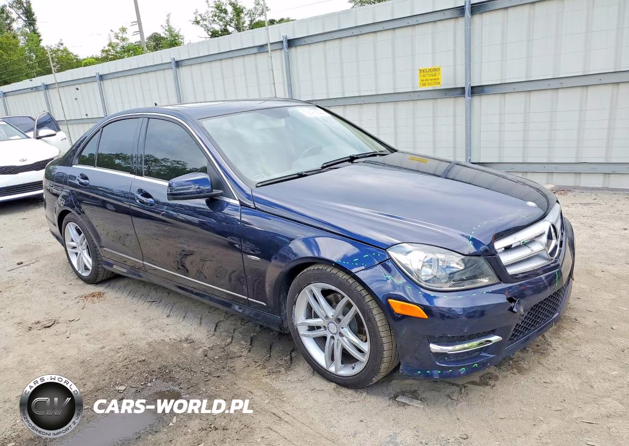 2012 Mercedes-Benz C 250 VIN:WDDGF4HB5CA621488 - 4