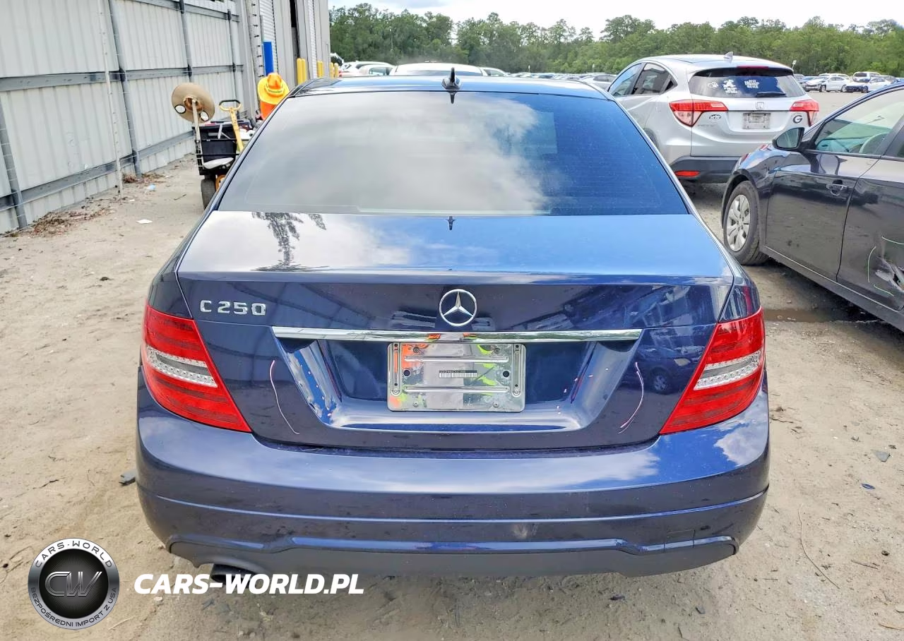 2012 Mercedes-Benz C 250 VIN:WDDGF4HB5CA621488 - 6