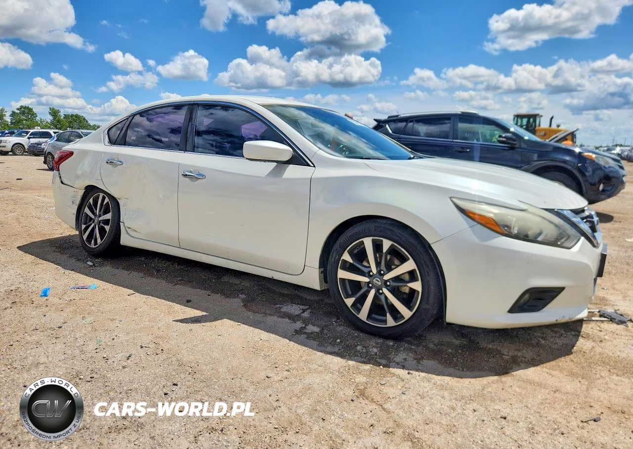 2017 Nissan Altima 2.5 Sr VIN:1N4AL3AP0HC156614 - 4