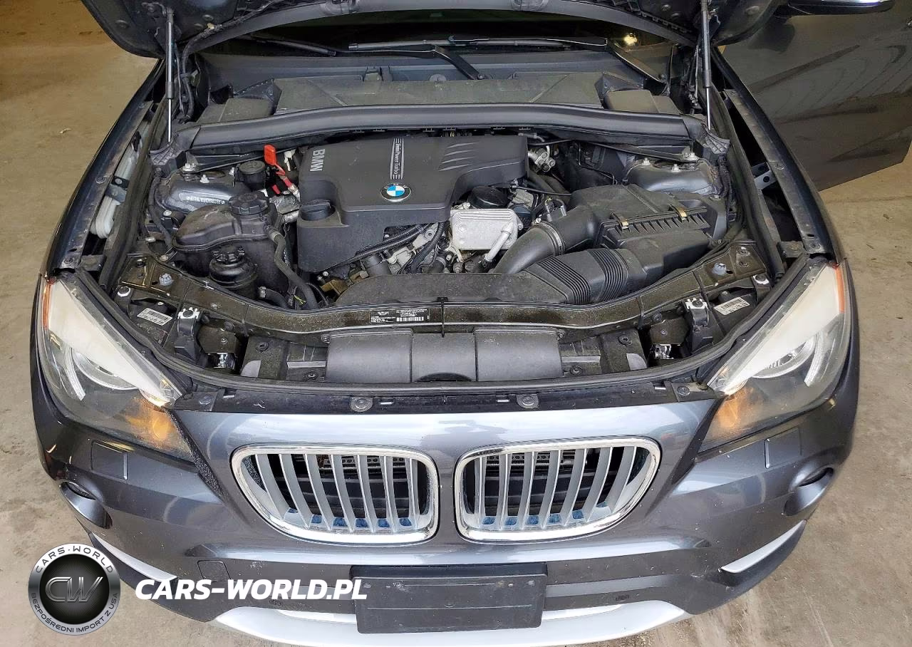 2013 BMW X1 xDrive28I VIN:WBAVL1C51DVR82881 - 12