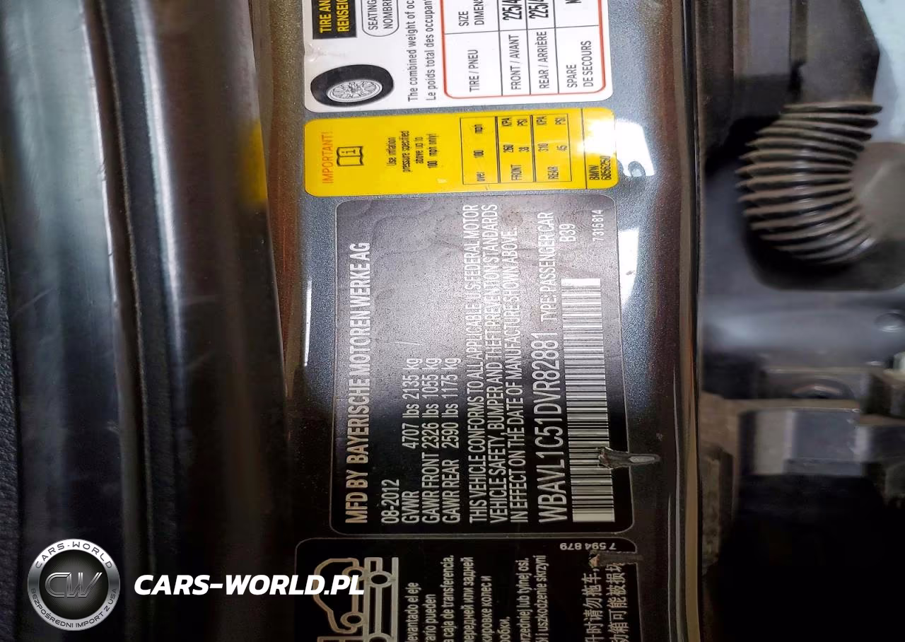 2013 BMW X1 xDrive28I VIN:WBAVL1C51DVR82881 - 13