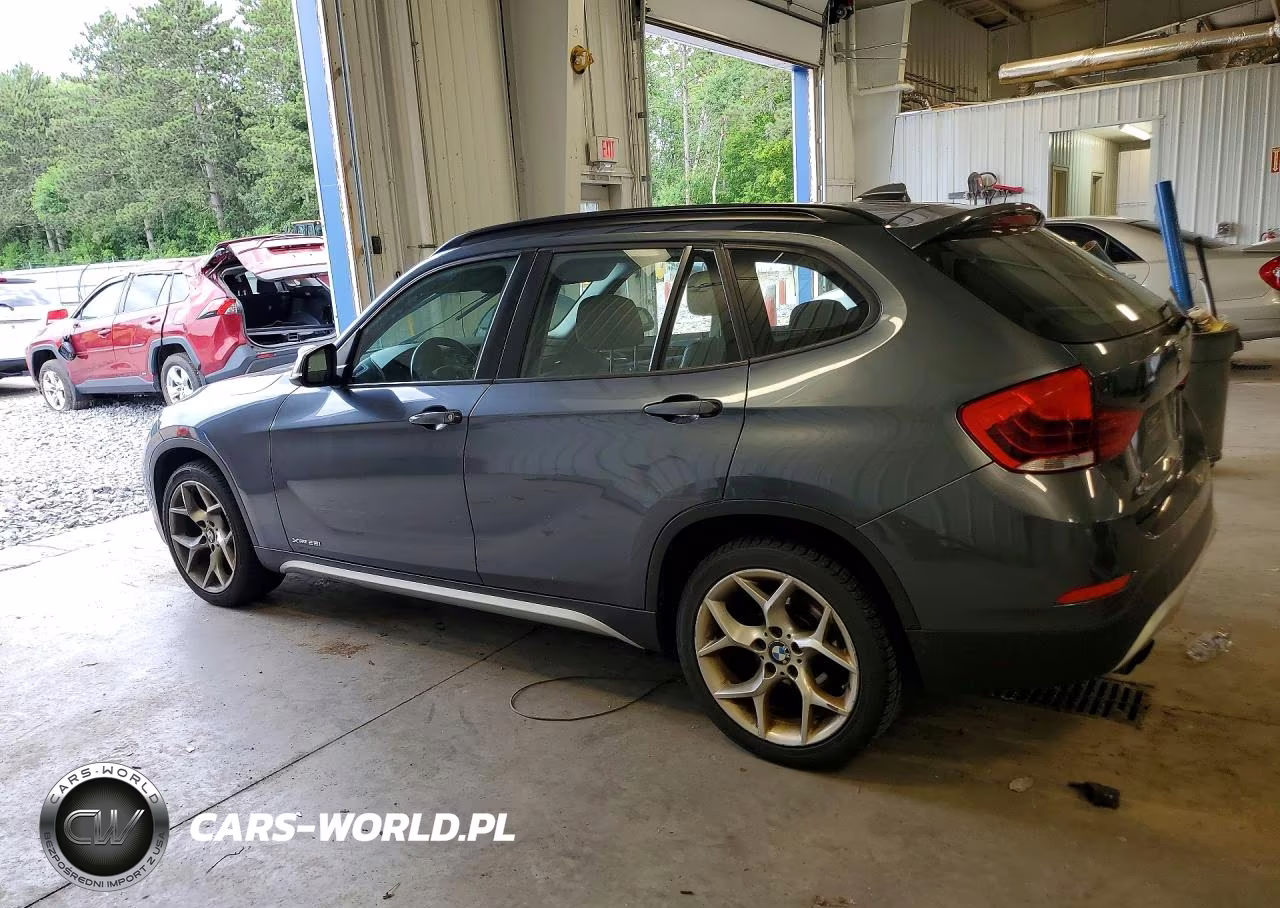 2013 BMW X1 xDrive28I VIN:WBAVL1C51DVR82881 - 2