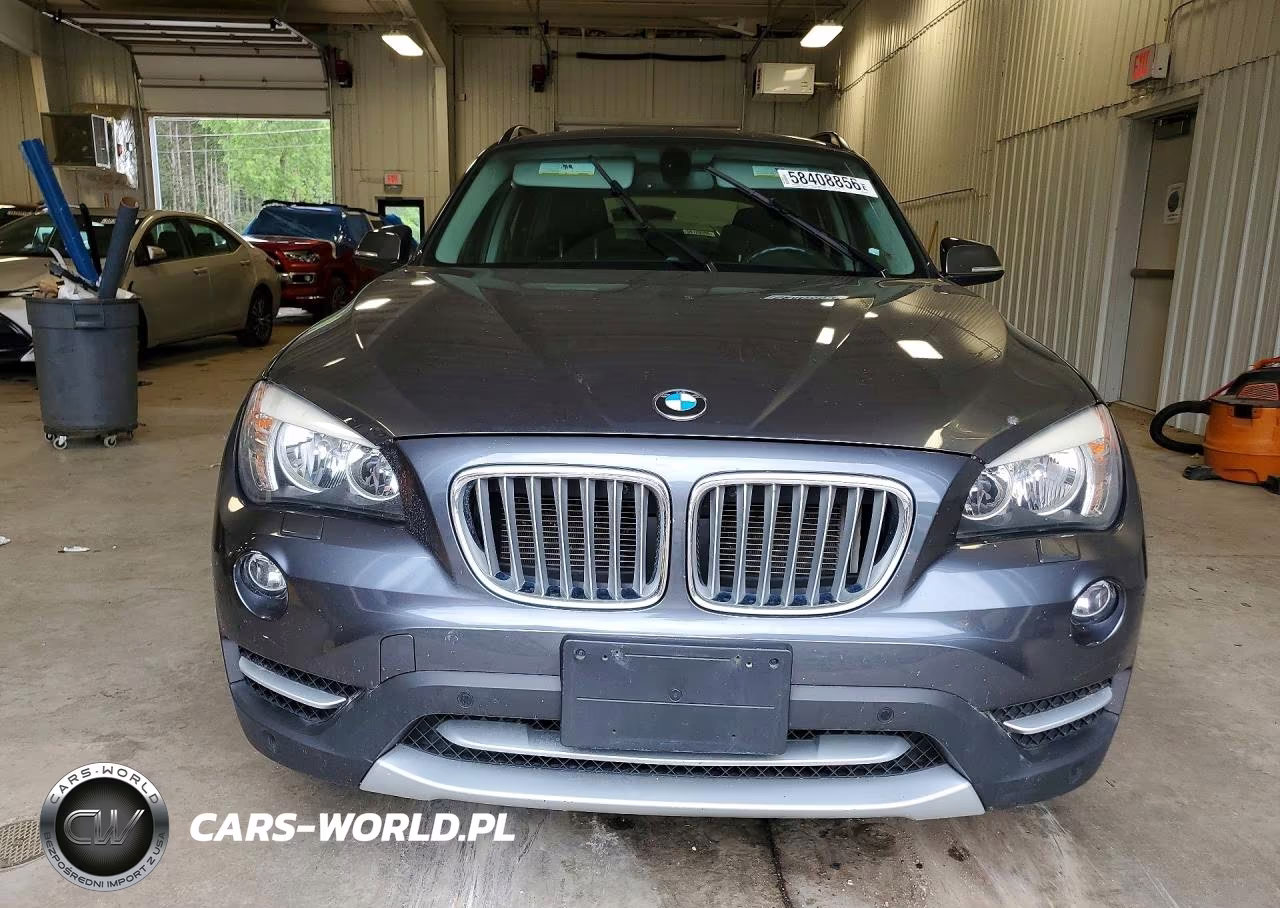 2013 BMW X1 xDrive28I VIN:WBAVL1C51DVR82881 - 5