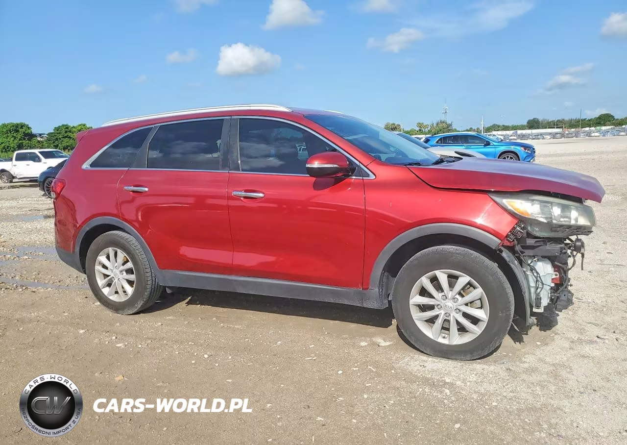 2017 Kia Sorento Lx VIN:5XYPG4A35HG248714 - 4