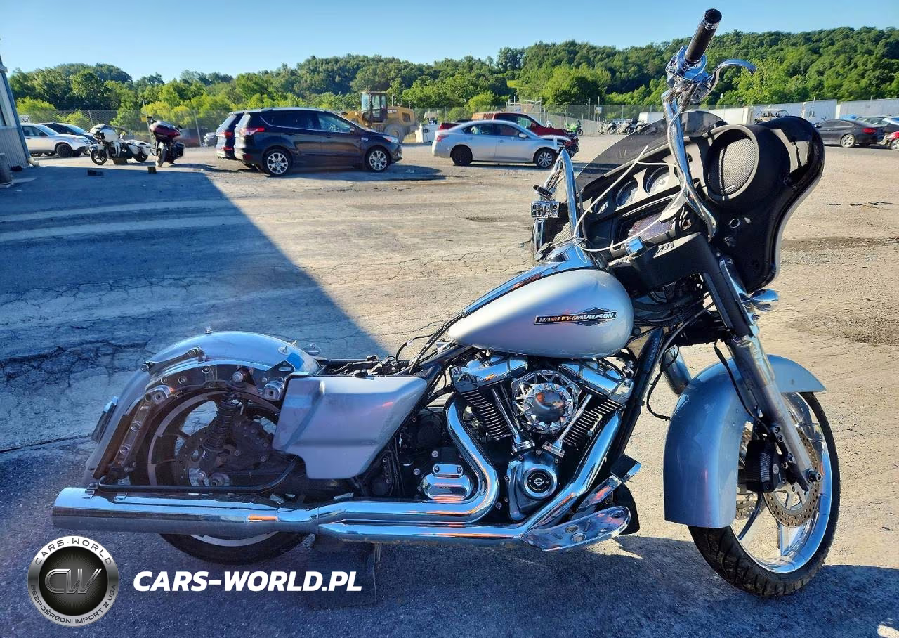 2023 Harley-Davidson Flhx – zdjęcie 1 z 9