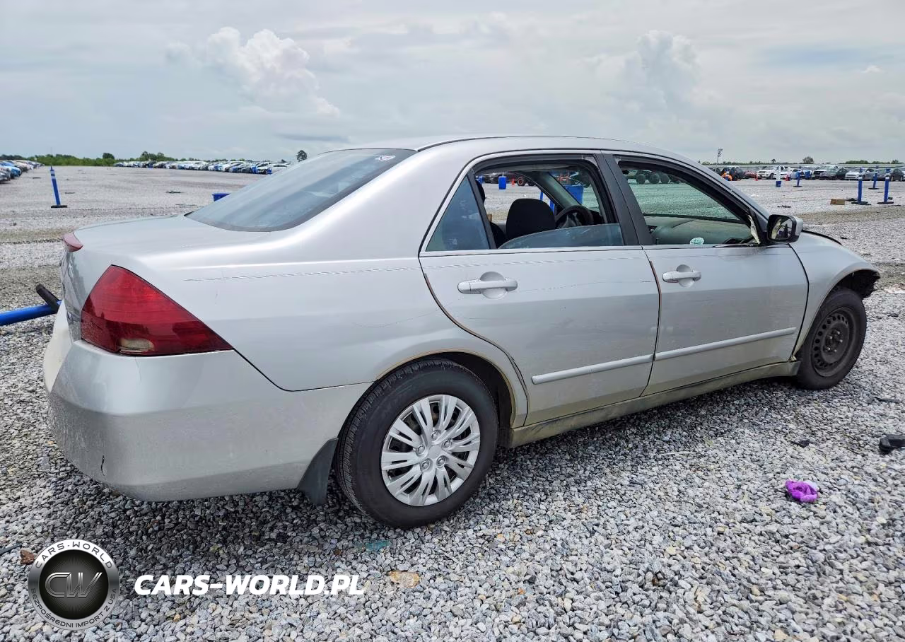 2007 Honda Accord Lx VIN:3HGCM56497G704259 - 3