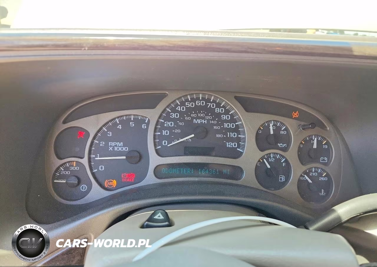 2005 GMC Yukon Denali VIN:1GKEK63U45J212827 - 9