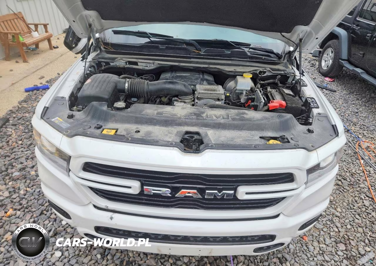 2021 Ram 1500 Laramie VIN:1C6SRFJT5MN521774 - 11
