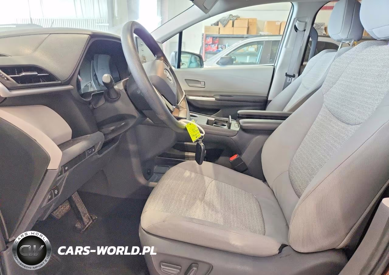 2021 Toyota Sienna Le VIN:5TDKSKFC5MS034082 - 7