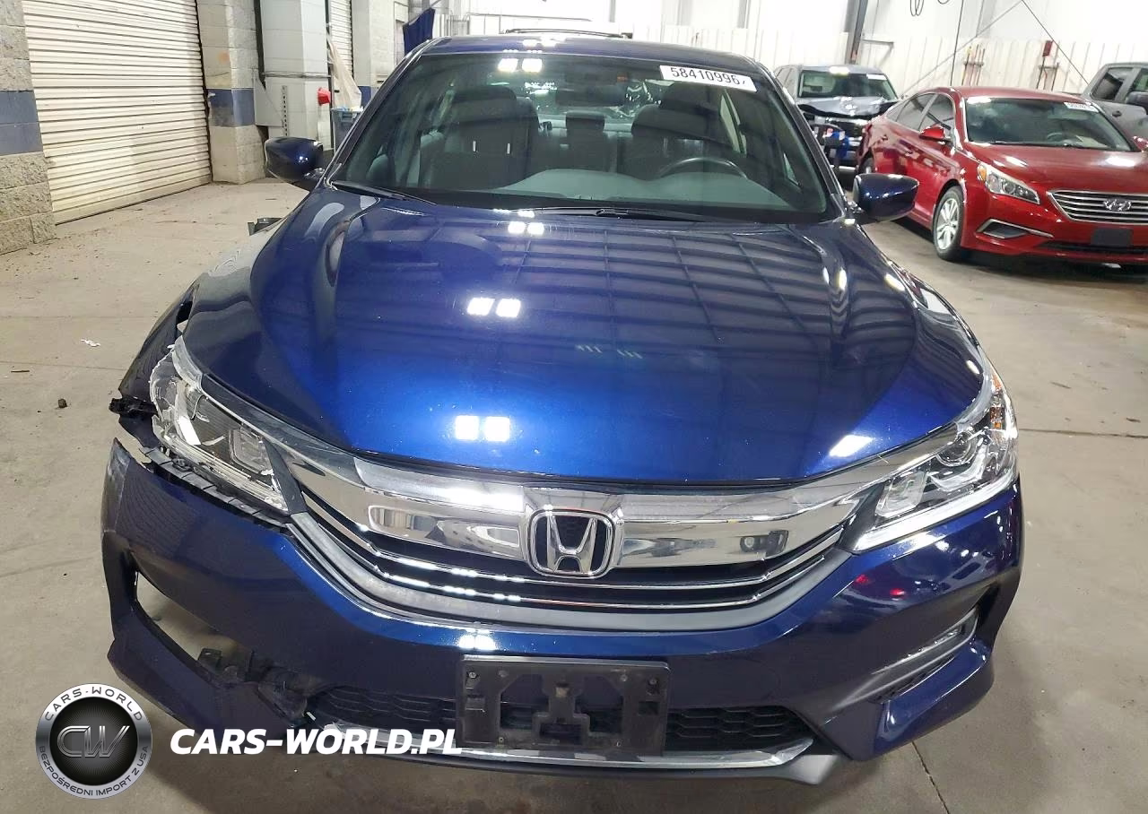 2017 Honda Accord Sport VIN:1HGCR2F59HA016691 - 5