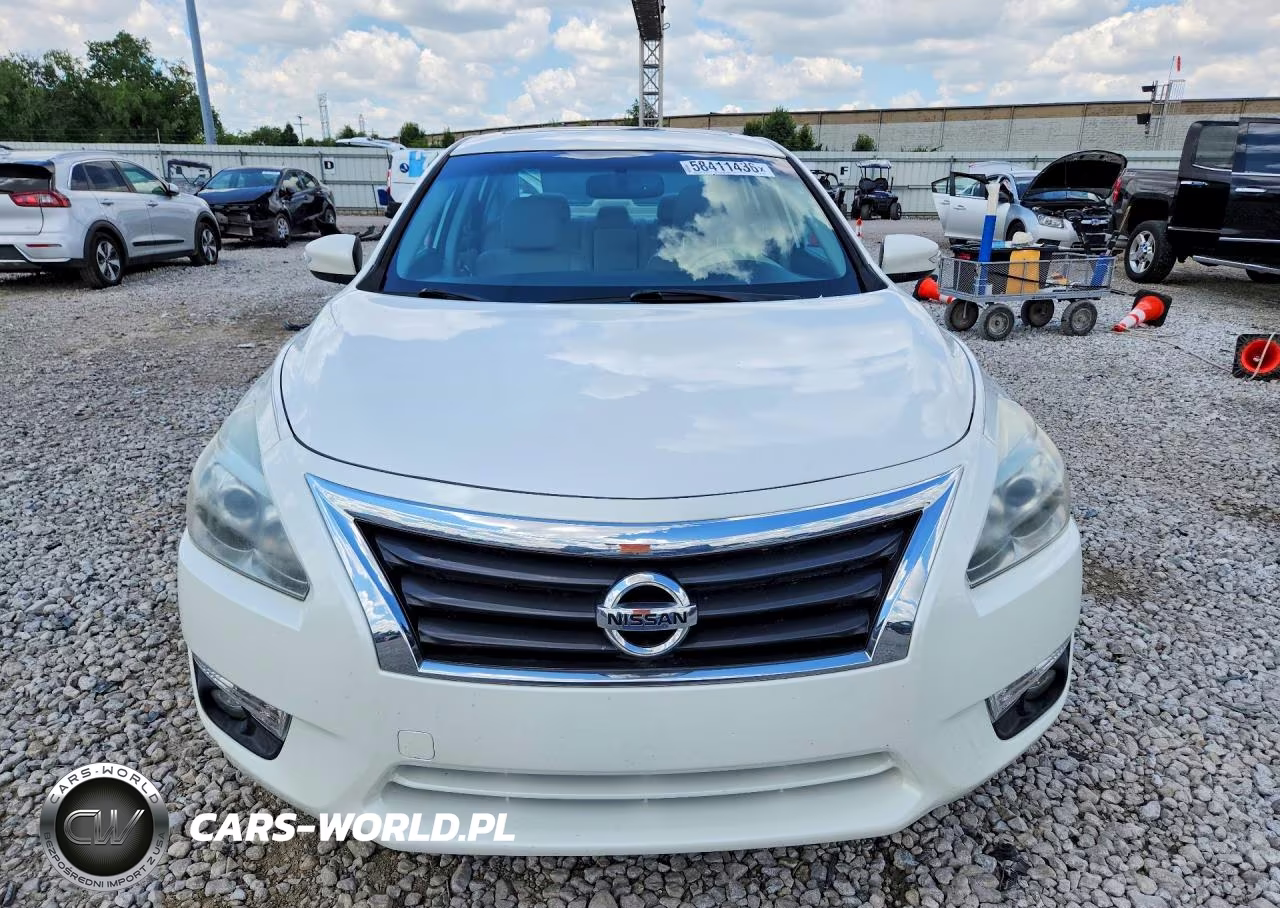 2014 Nissan Altima 2.5 VIN:1N4AL3AP4EC118623 - 5