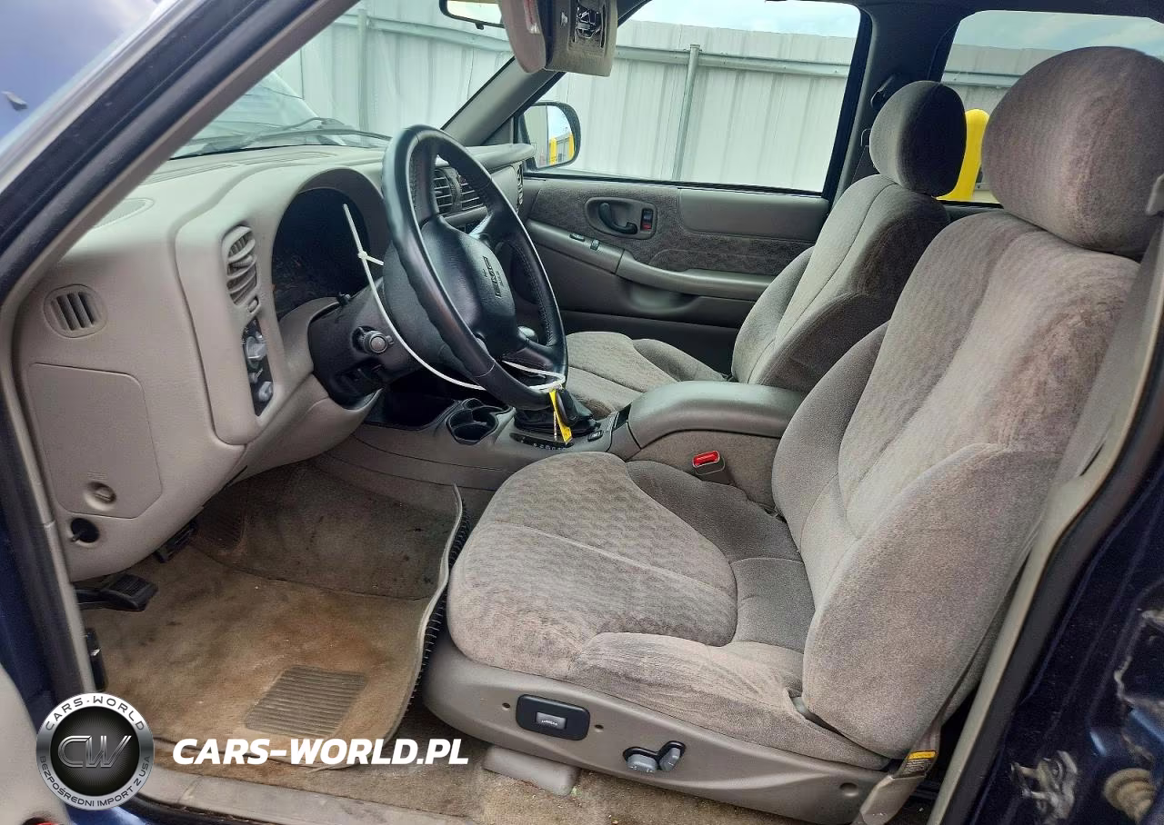 2000 GMC Jimmy - Envoy VIN:1GKDT13W2Y2186272 - 7