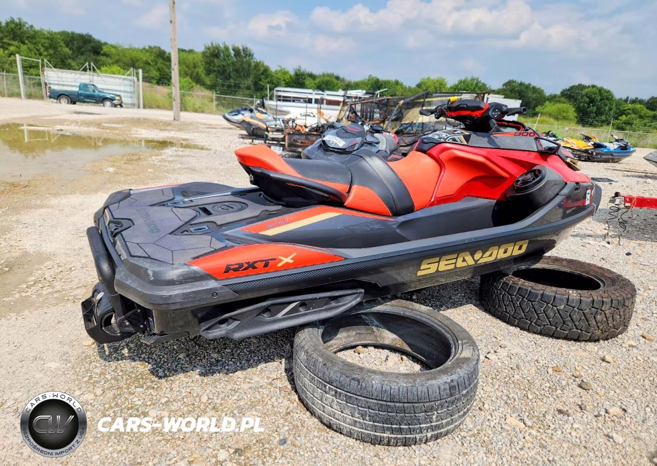 2020 Sea-Doo Jet Ski VIN:YDV66063F020 - 4