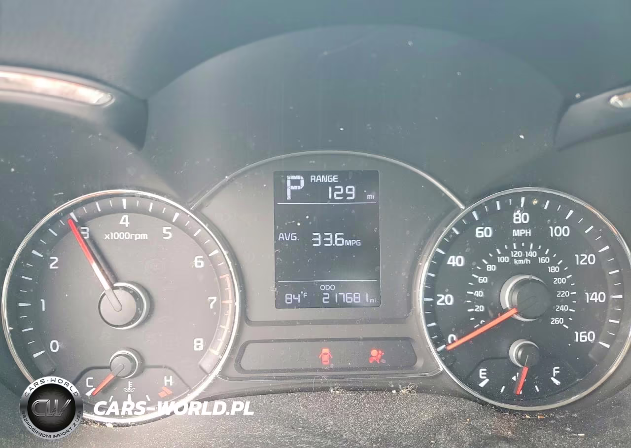 2018 Kia Forte Lx VIN:3KPFK4A79JE190512 - 9