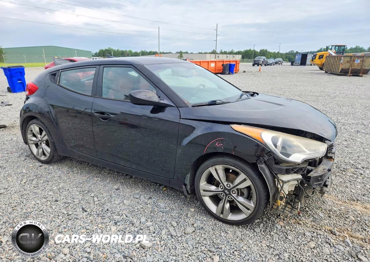 2013 Hyundai Veloster Base VIN:KMHTC6AD3DU177984 - 4