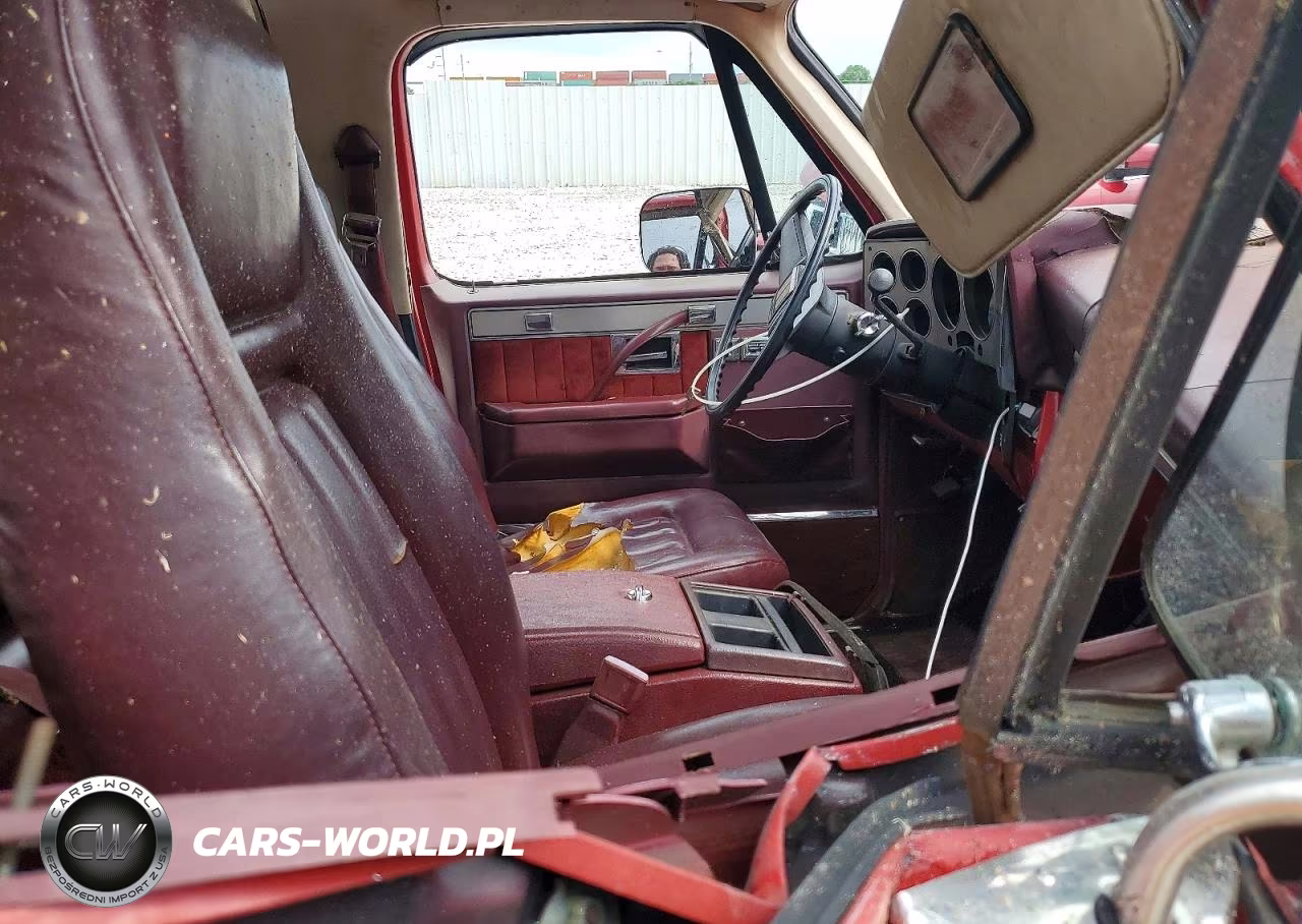 1987 Chevrolet Blazer V10 VIN:1GNEV18C1HF145186 - 11