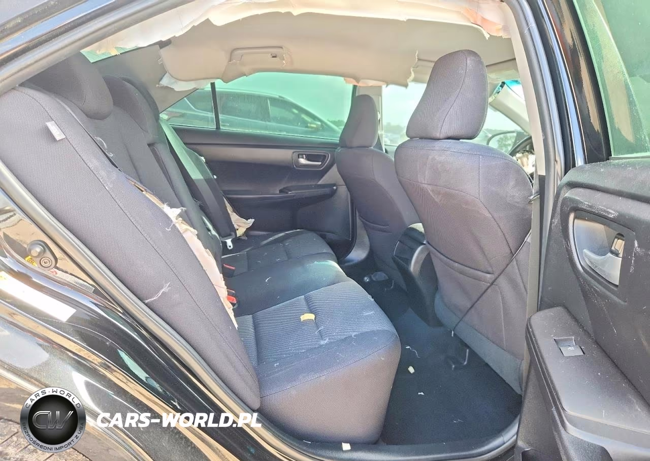 2017 Toyota Camry Le VIN:4T1BF1FK8HU814662 - 10