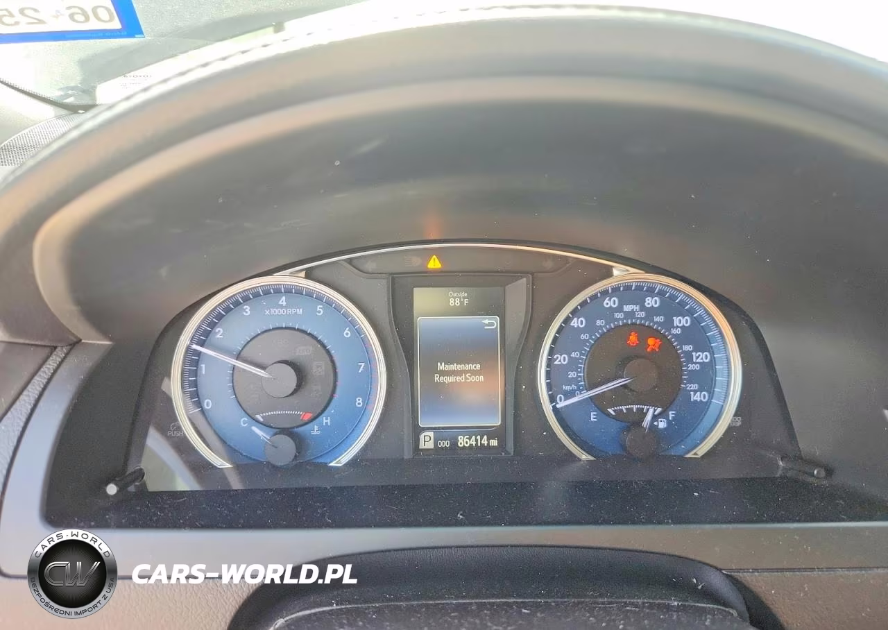 2017 Toyota Camry Le VIN:4T1BF1FK8HU814662 - 9