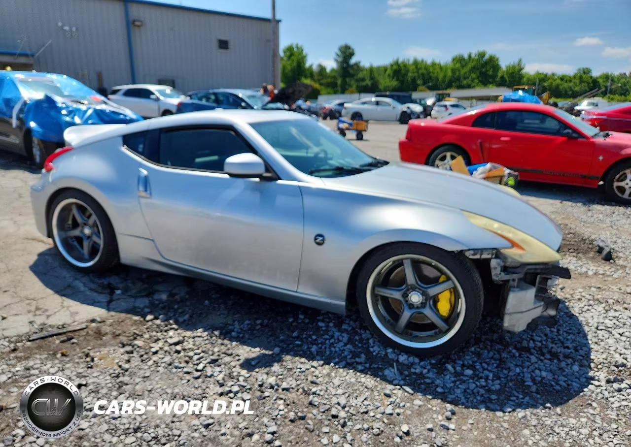 2010 Nissan 370Z Base VIN:JN1AZ4EH7AM506356 - 4
