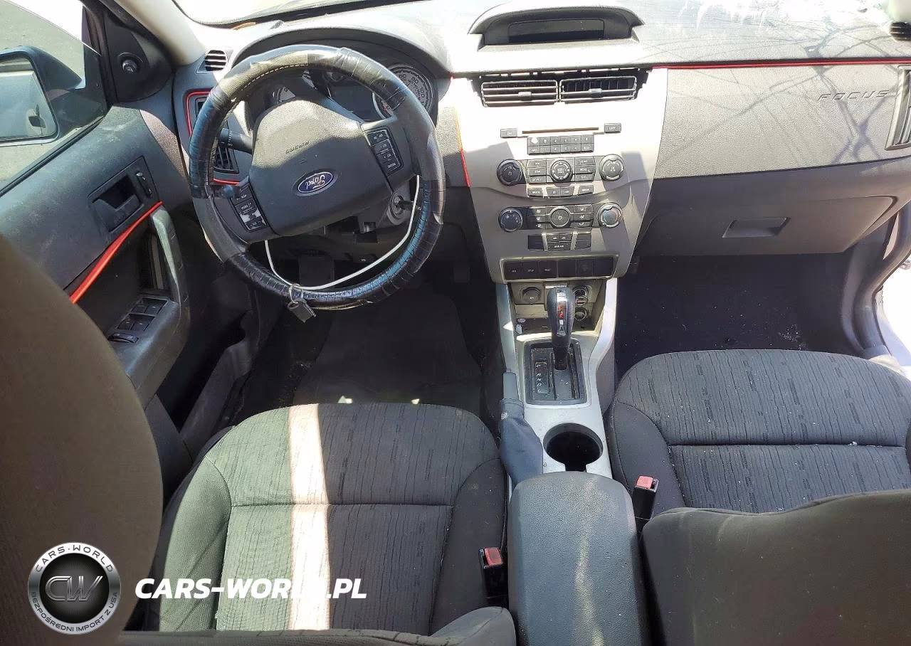 2009 Ford Focus Se VIN:1FAHP35NX9W129559 - 8