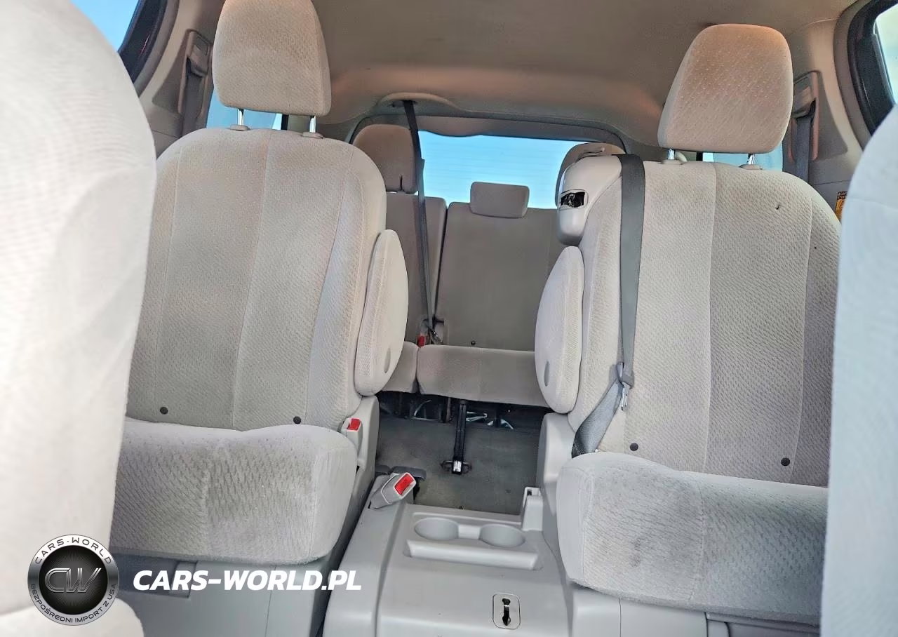 2014 Toyota Sienna Le VIN:5TDKK3DC5ES445847 - 10