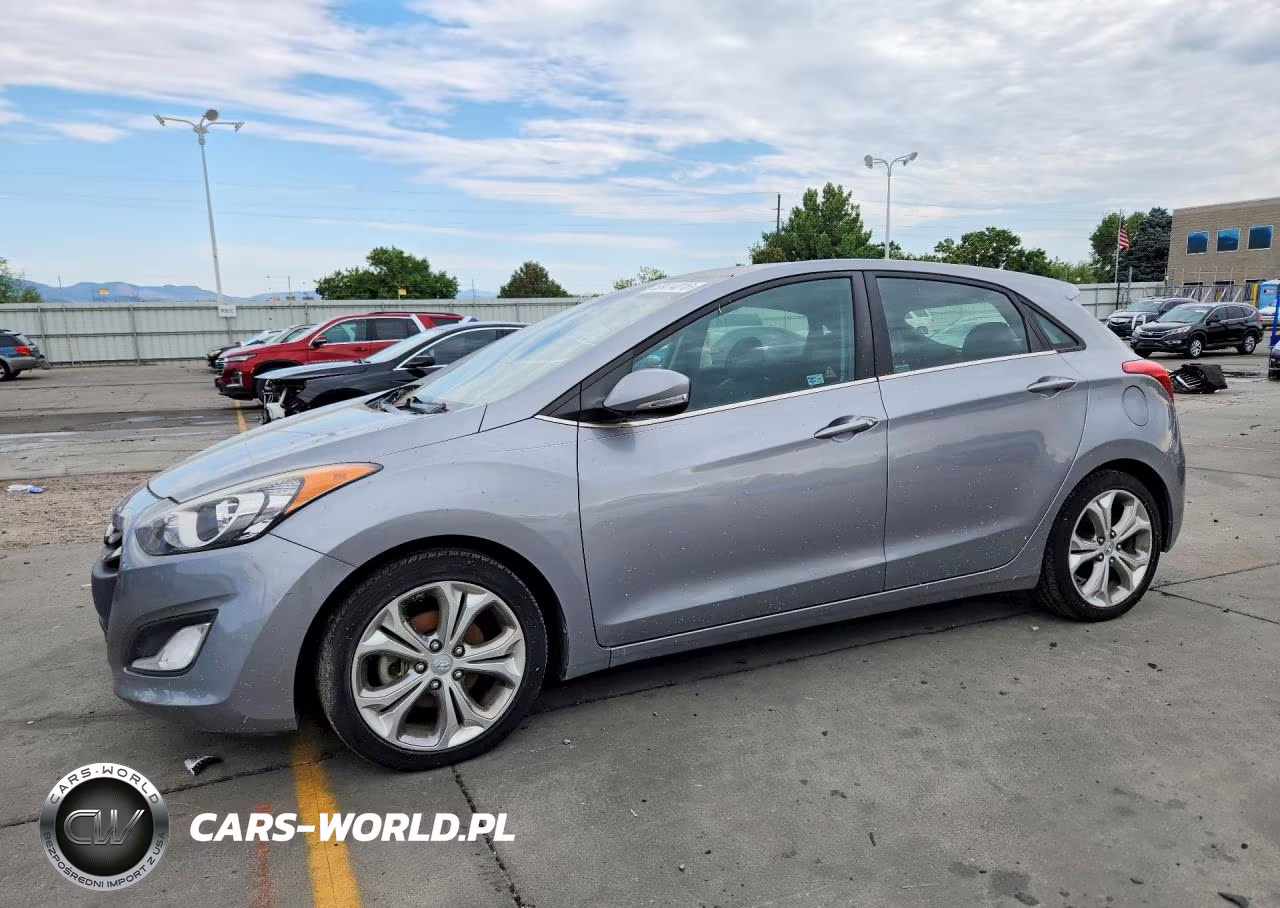 2013 Hyundai Elantra Gt Base – zdjęcie 1 z 12