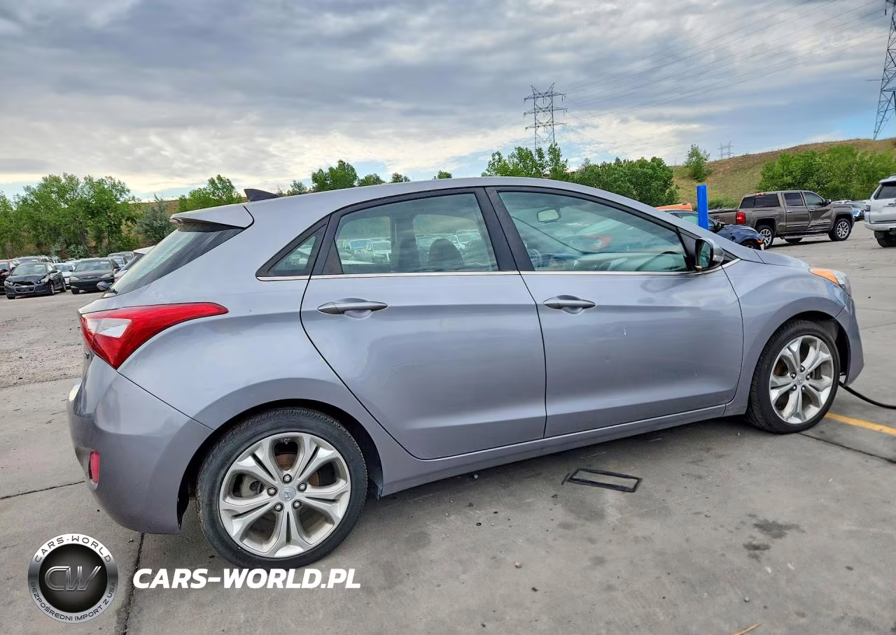 2013 Hyundai Elantra Gt Base VIN:KMHD35LE5DU069421 - 3