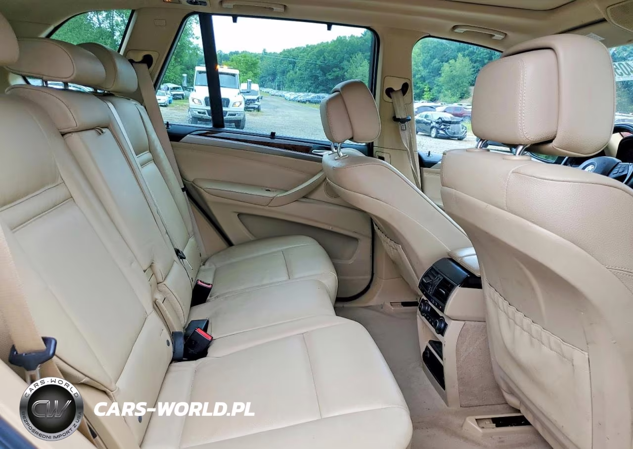 2013 BMW X5 xDrive35I VIN:5UXZV4C53D0B16176 - 11