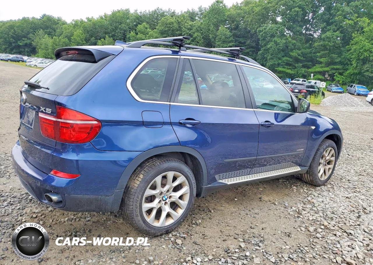 2013 BMW X5 xDrive35I VIN:5UXZV4C53D0B16176 - 3