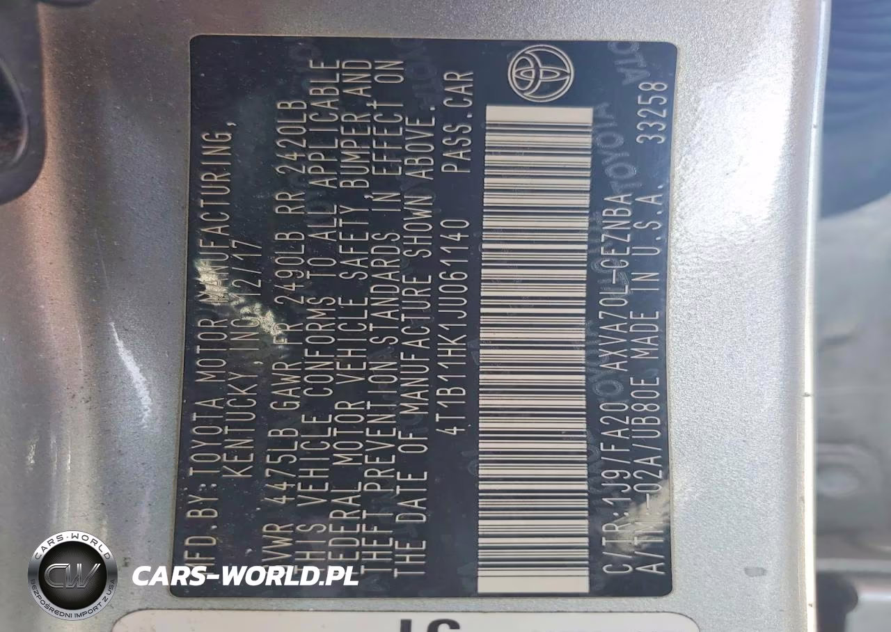 2018 Toyota Camry Le VIN:4T1B11HK1JU061140 - 12