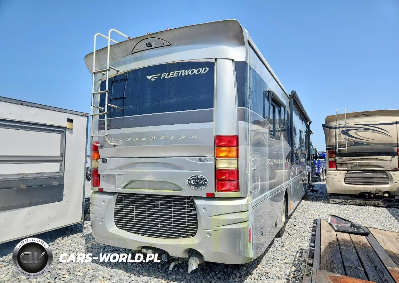 2005 Fleetwood Revolution Rv VIN:4UZAAHDC85CU04864 - 4