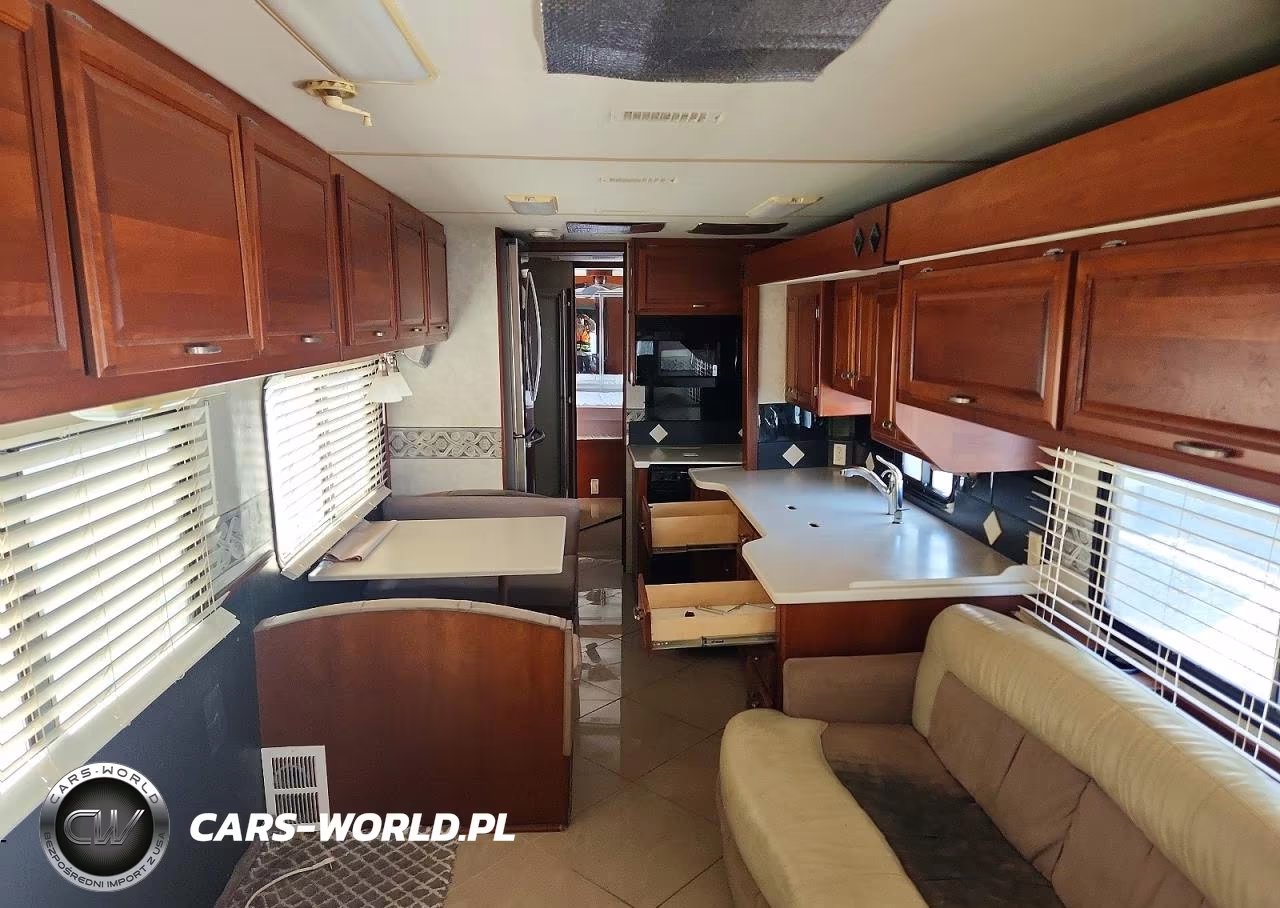 2005 Fleetwood Revolution Rv VIN:4UZAAHDC85CU04864 - 6