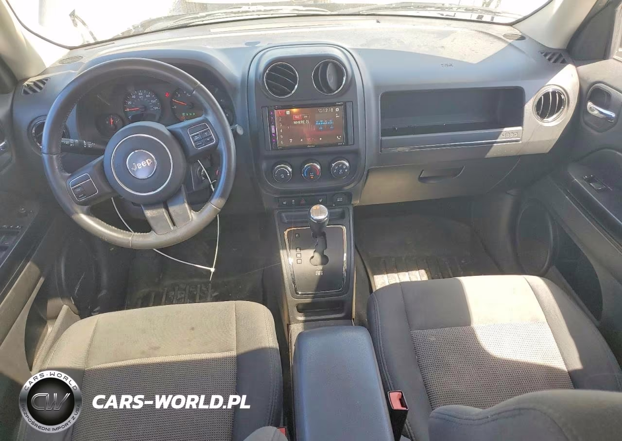 2012 Jeep Patriot Latitude VIN:1C4NJPFA2CD690262 - 8