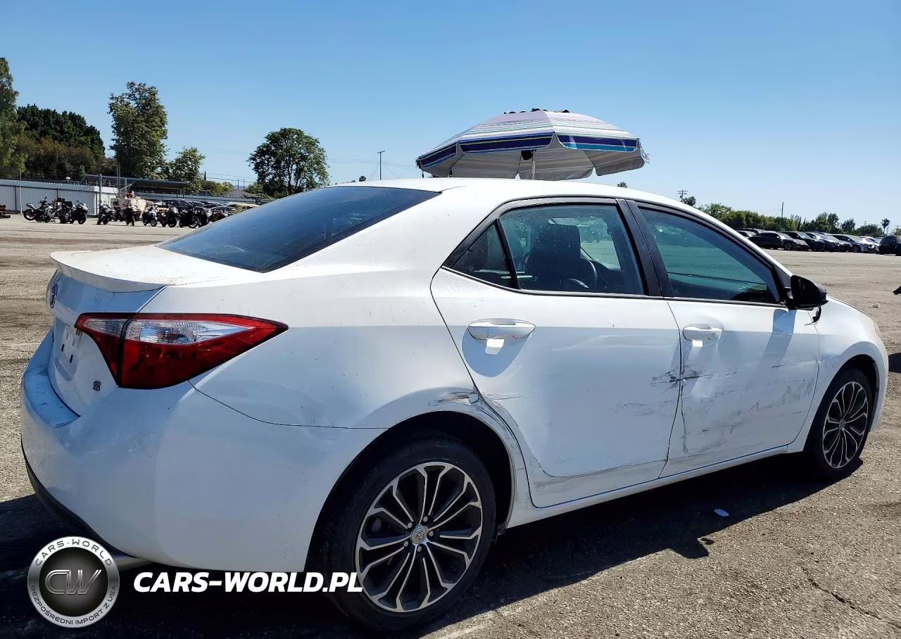 2015 Toyota Corolla S Plus VIN:5YFBURHE5FP350143 - 3