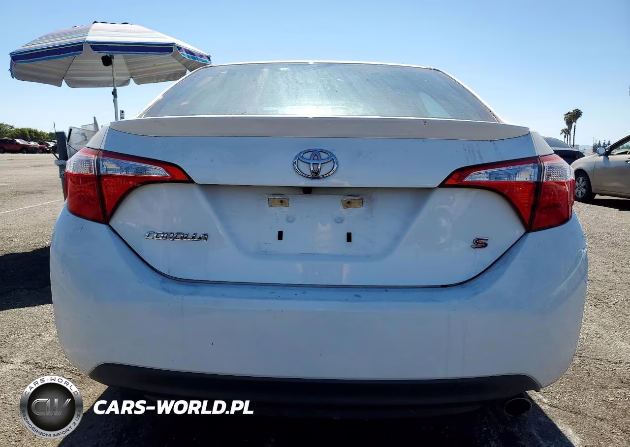 2015 Toyota Corolla S Plus VIN:5YFBURHE5FP350143 - 6