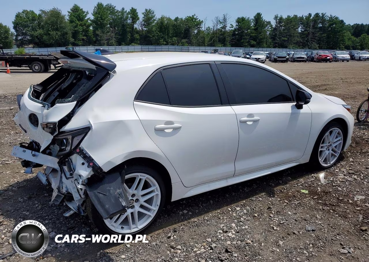 2026 Toyota Corolla Hatchback Fx VIN:JTND4MBE8T3266791 - 3
