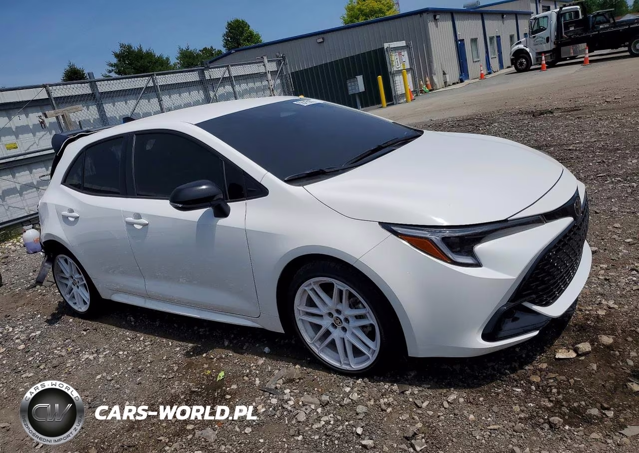 2026 Toyota Corolla Hatchback Fx VIN:JTND4MBE8T3266791 - 4