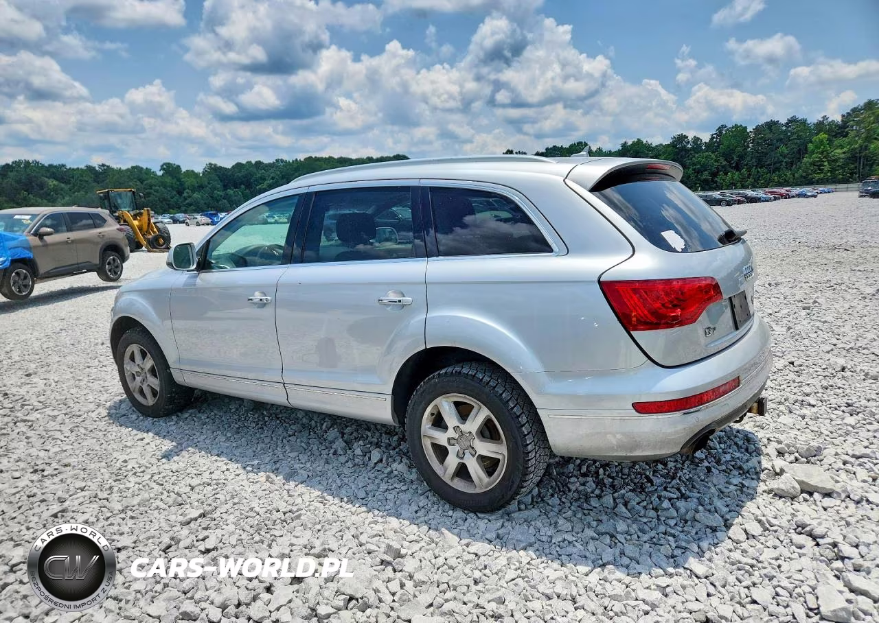 2015 Audi Q7 Premium Plus VIN:WA1LGAFE7FD000882 - 2