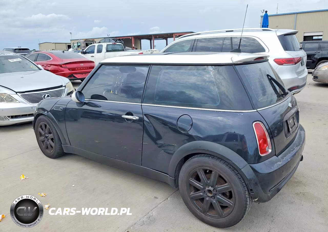 2005 Mini Cooper VIN:WMWRC33455TJ64829 - 2